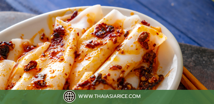 Noodles and Chili Oil: More ThanJust a Delicious Pair, But a Culture of Eating